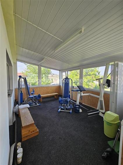 SPATIU DE INCHIRIAT IN ONESTI LANGA GARA, ZONA DE JOS - 5