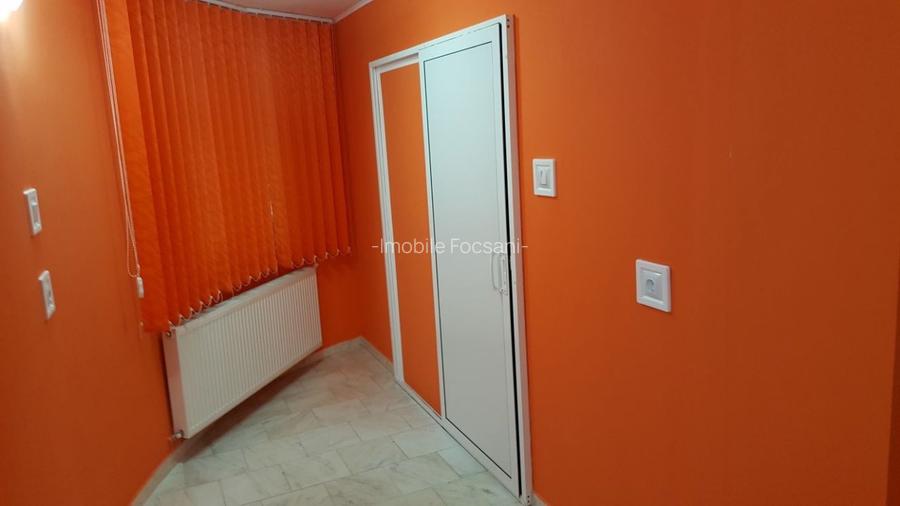 Spatiu comercial - 7