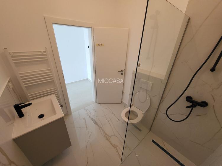 COMISION%. BLOC NOU in ORAS. Gradina proprie - 9