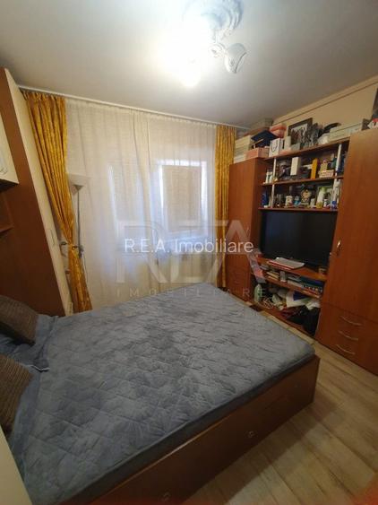 2 camere renovat + mobilat 6 minute de metrou TIMPURI NOI - 3