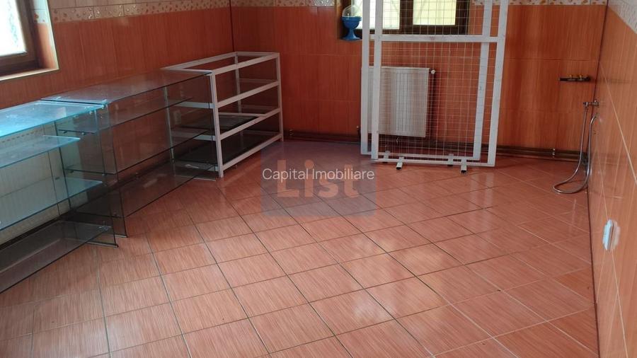 Spatiu parter de inchiriat  in Baicoi - 8