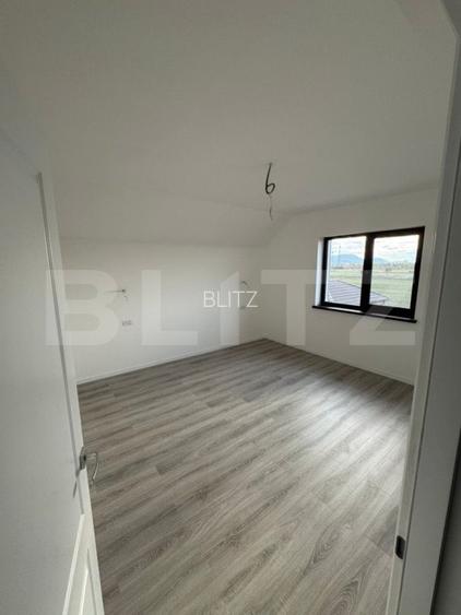 Casa noua deosebita , materiale calitate, Sanpetru  , 4 camere - 9