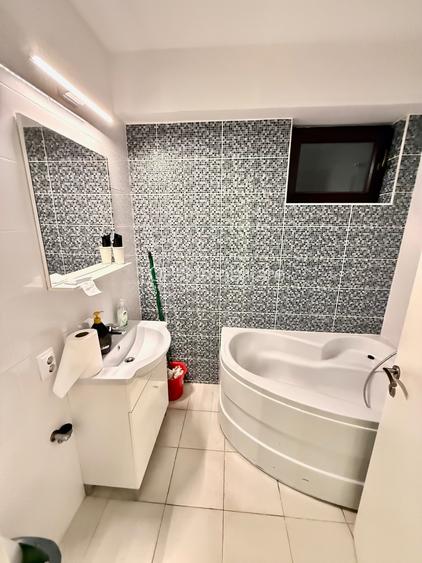 Unirii - Casa Poporului / Birou 2 camere/ Parcare subterană - Bloc 2012 - 9