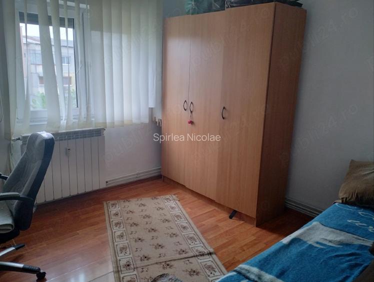 Vand Apartament 2 camere - 4