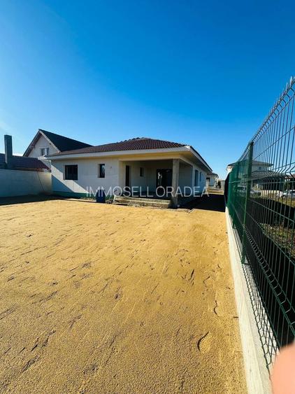 Casa noua, 4 camere,semifinisata, zona Grigorescu- 243.000 euro neg - 5