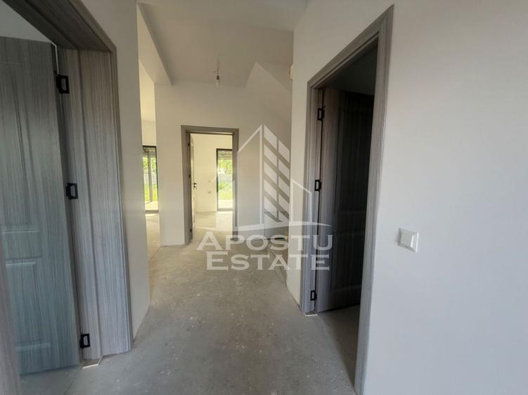 Casa individuala, 5 camere, 465mp teren, in Sanandrei