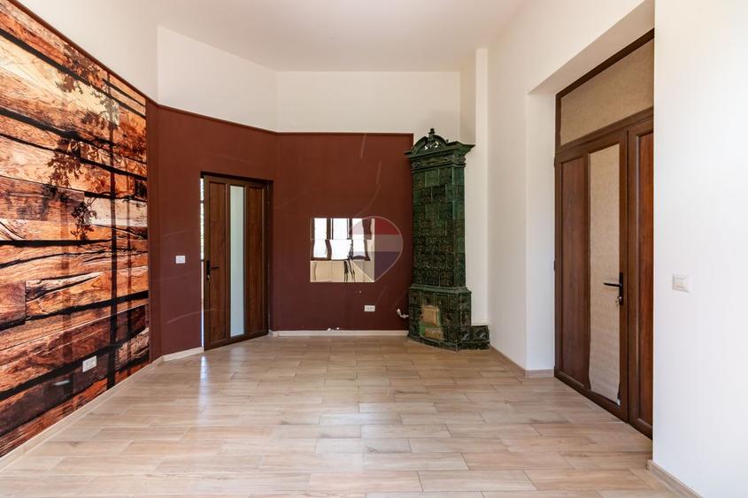 Casă D+P+E+M | 816 mp utili, 5 locuri parcare, Regina Maria