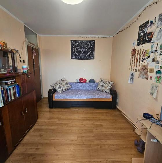 Apartament 3 camere intermediar, Racadau Tampei