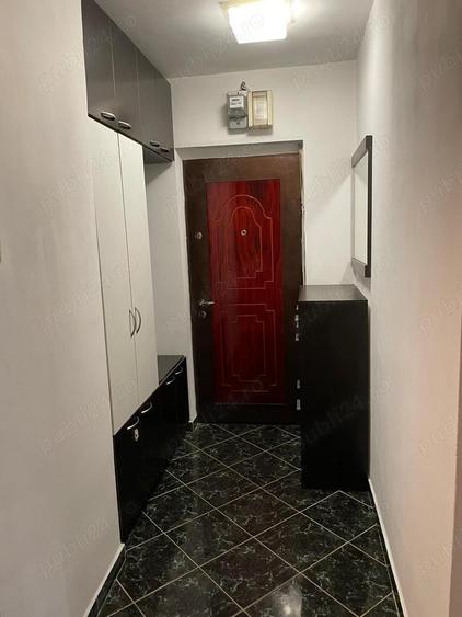 Apartament 3 camere in zona Drumul Taberei cu loc de parcare