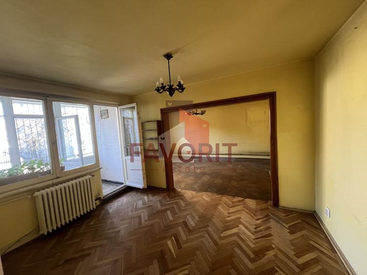 3 Camere Decomandat Central –90mp | Vizibilitate Excelentă | Potențial
