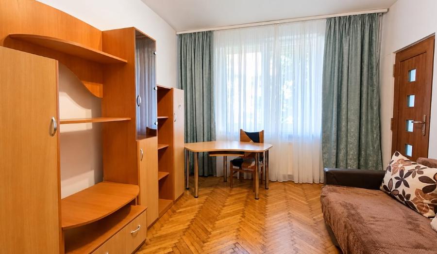 Inchiriere apartament 2 camere la casă, Schei – zona Piața Unirii
