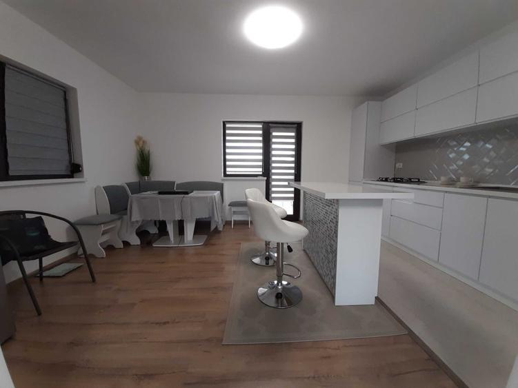 Inchiriez casa in Miroslava 800 e