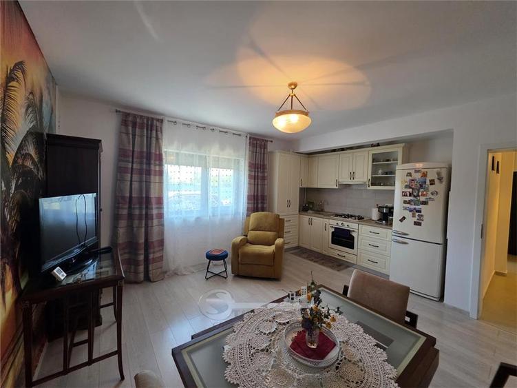 Apartament 3 camere + gradina - Popas Pacurari