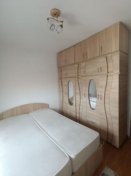 Apartament de vanzare 2 camere 50 mpu etaj 3 mobilat utilat Alba Iulia