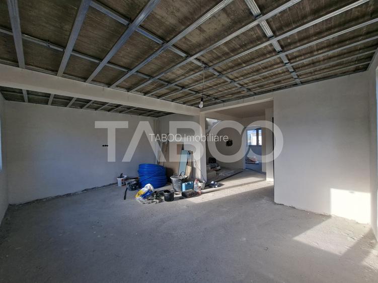 Casa individuala de vanzare 4 camere 300 mp teren Exterior Sibiu