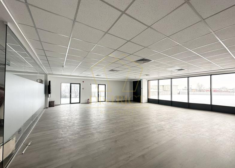 Spațiu de birouri/showroom cu terasa 40mp | Giroc