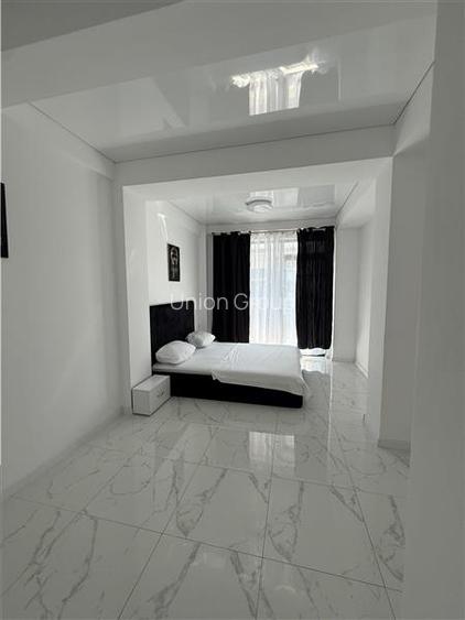 Penthouse Spectaculos De Inchiriat Mamaia Sat - Termen Lung