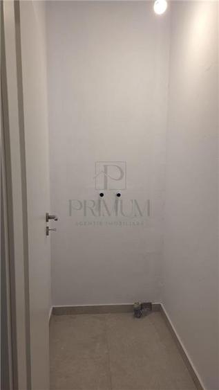Spatiu comercial cu vitrine mari - Lipovei