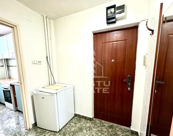 Apartament 2 camere zona Boul Rosu