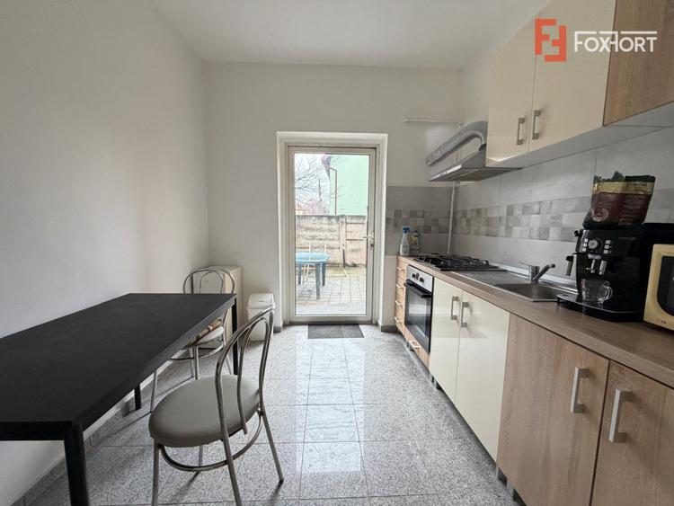 Casa individuala cu 5 camere de inchiriere in zona Balcescu