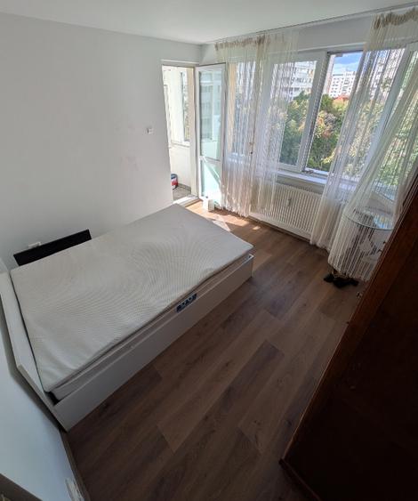 PIATA IANCULUI, metrou, 3 camere, 2500ron