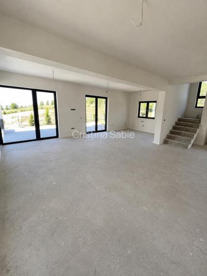 Casă individuală Dezmir | 214 mp utili | 450 mp teren | Garaj dublu | Terasă   - 15