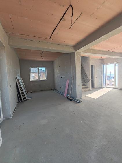 Casă nouă, design modern, teren 500 mp – liniște aproape de Baia Mare