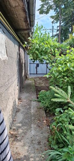 Casă 5 camere, zonă centrală, stradă liniștită — Călărași
