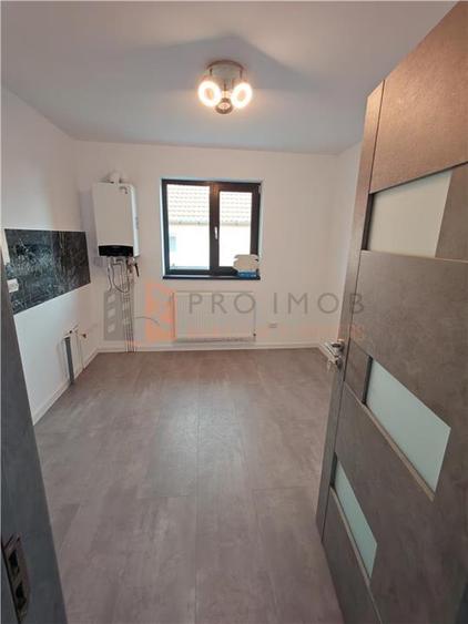 Comision 0%! Casa moderna cu 4 camere zona Posta Calnau