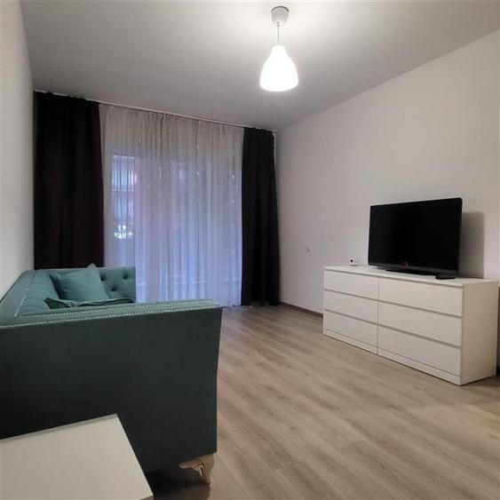 Apartament mobilat, 2 camere decomandate, loc de parcare, Urban Pentha