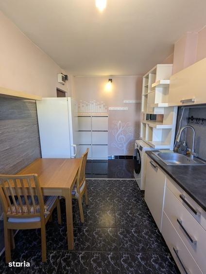 Renovat complet. Aproape de Prospero. Mobilat si utilat modern. Etaj intermediar