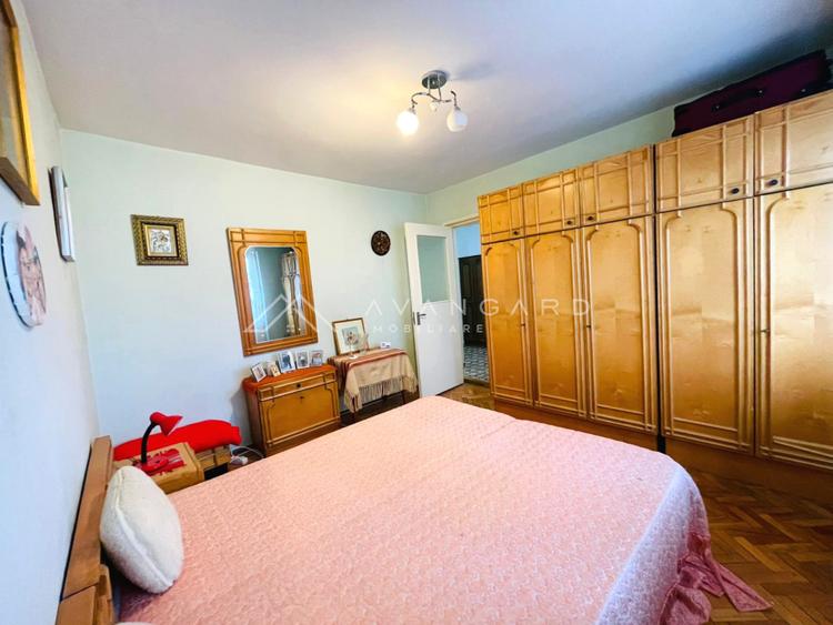 | Apartament 3 camere | 74 mp | Manastur - Zona str. Parang |