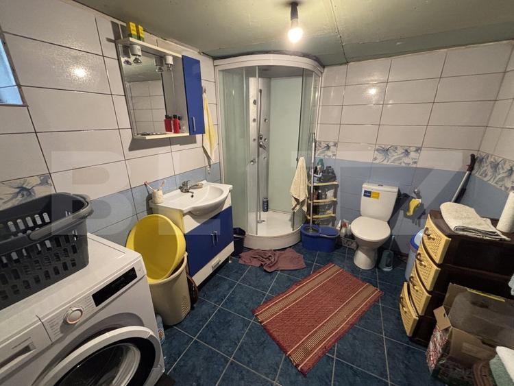 Casa de vanzare, cu 1100mp de teren