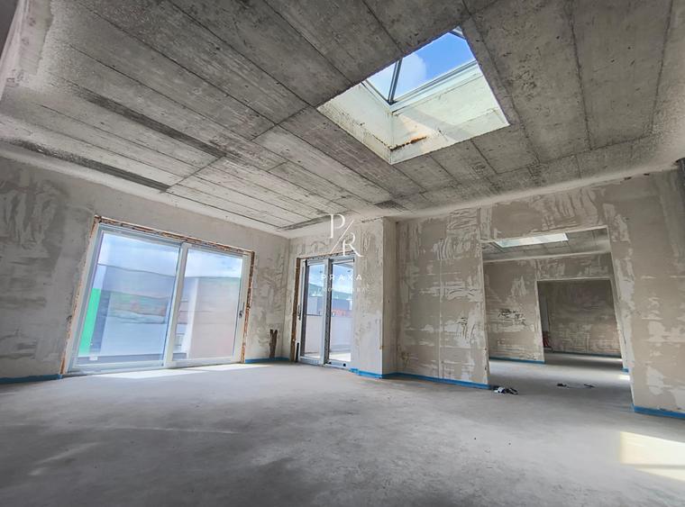 OPORTUNITATE! Penthouse, 4 camere, 114mp, LIFT, terase, 2 garaje, COLUMNA-VIVO!