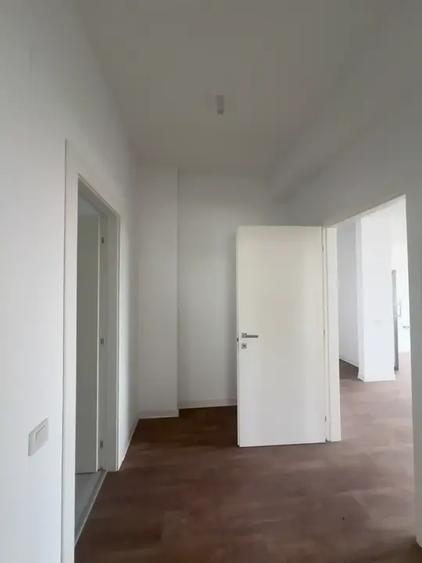 Apartament 4 Camere Spatios 108 mp Fara TVA Mutare Imediata