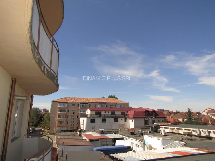 De închiriat apartament 2 camere + living | Sibiu, zona Cedonia, str. Roșiorilor - 32