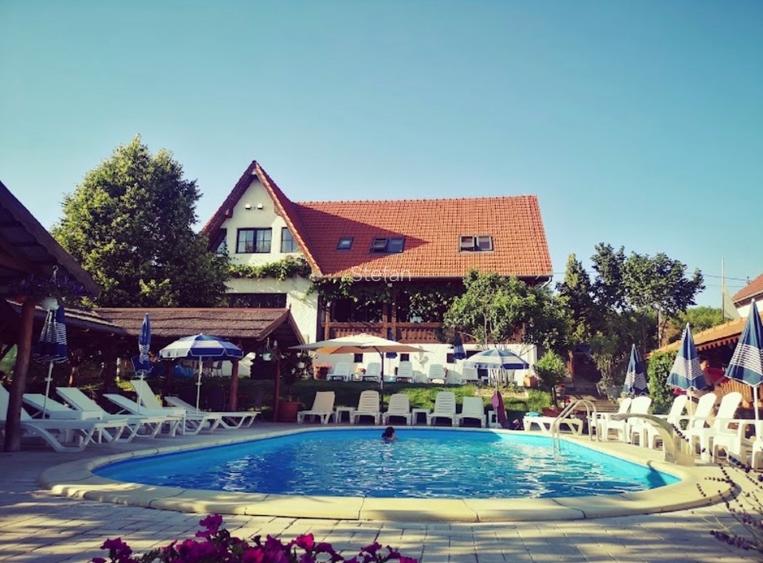Vila Premium Cu Deschidere Directa La LAC | 2.200 Mp Teren | Paleu, Oradea - 3