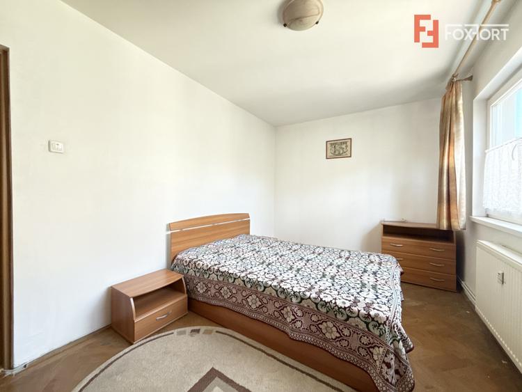 Apartament cu 3 camere, 65 mp, de vanzare in zona Dacia
