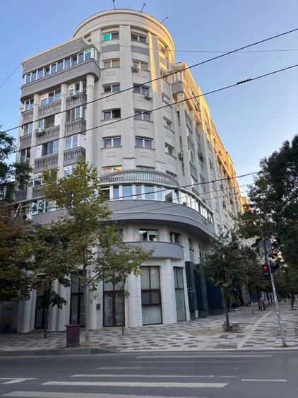 DECEBAL,locatie exceptionala in inima capitalei,monolit,stradal,parcare subteran