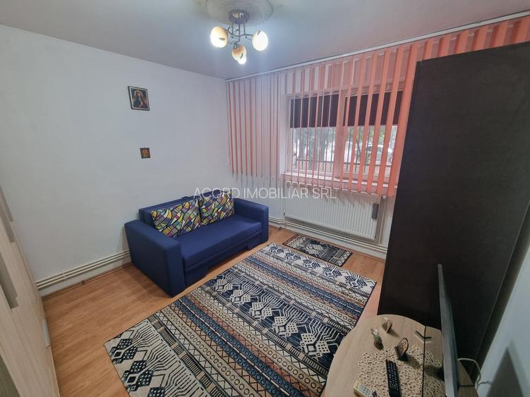 Aurel vlaicu-apartament 2 camere decomandat stradal - 7