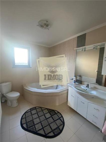 Casa 5 camere 2 bai balcon si 567 mp teren in Rasinari - 12