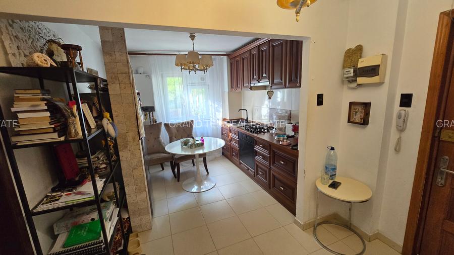 Vanzare apartament 3 camere decomandat, centrala termica, 7 minute metrou Titan - 15