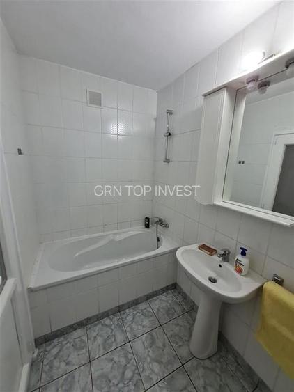 Garsoniera decomandata balcon pivnita zona Autogara Turnisor - 7