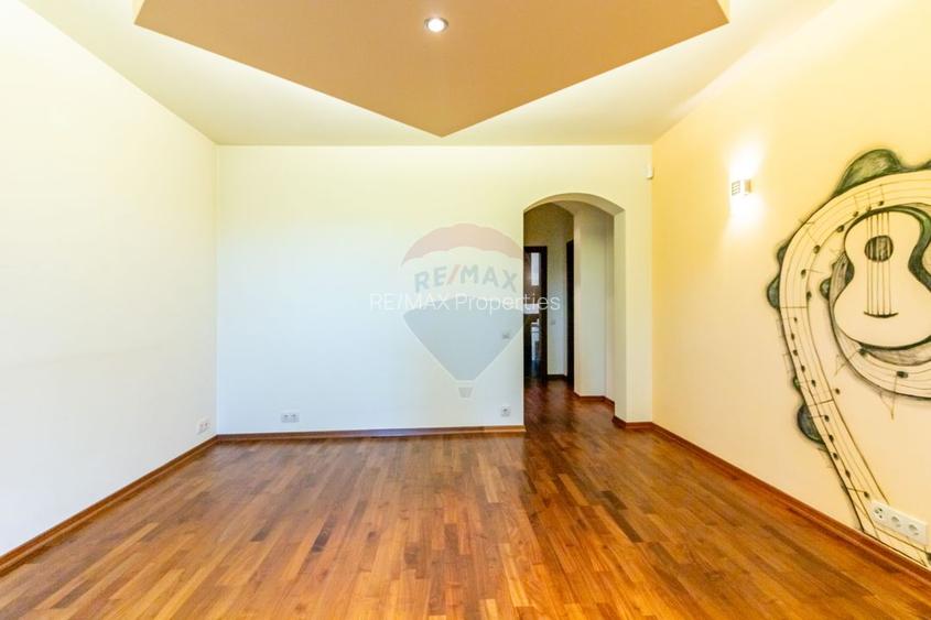 Vila premium de vanzare Balotesti/ piscina/ ponton/ deschidere la lac - 53