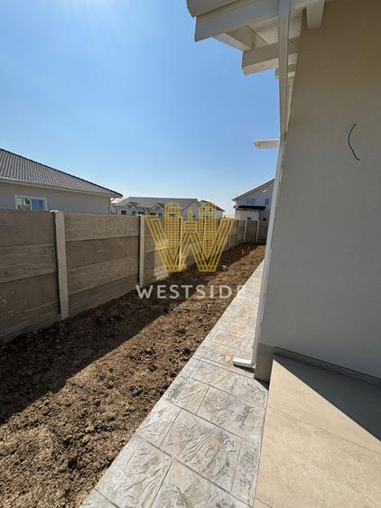 Duplex pe parter de vanzare, in Bucovat