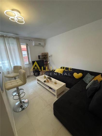 Apartament 2 camere gata de mutare Aparatorii Patriei