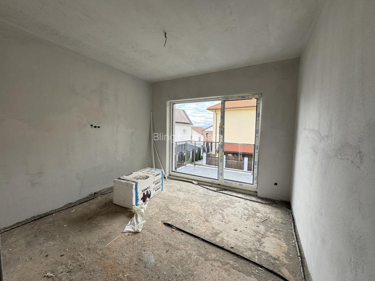 Casa individuala, 140 mp, 4 camere, teren liber 300 mp, Dezmir - 2