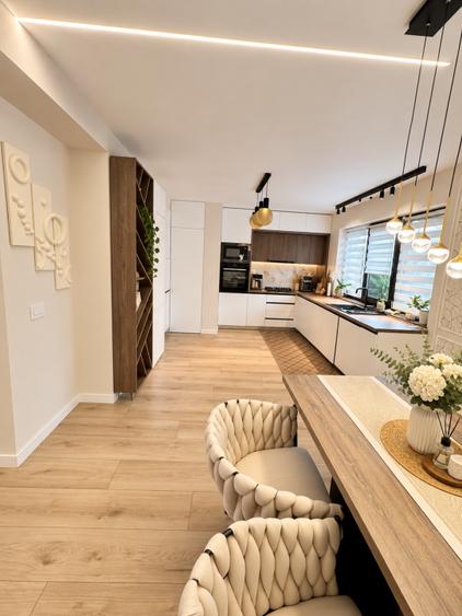 Casă individuală 4 camere | Jacuzzi & Saună | 350 mp teren | Tunari