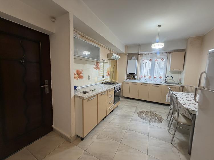 Apartament cu 3 camere | Piata Timotei Cipariu | Confort Sporit