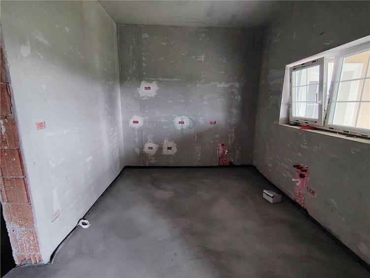 DUPLEX SPATIOS - ZONA CENTRALA - SEPARAT PRIN C.T